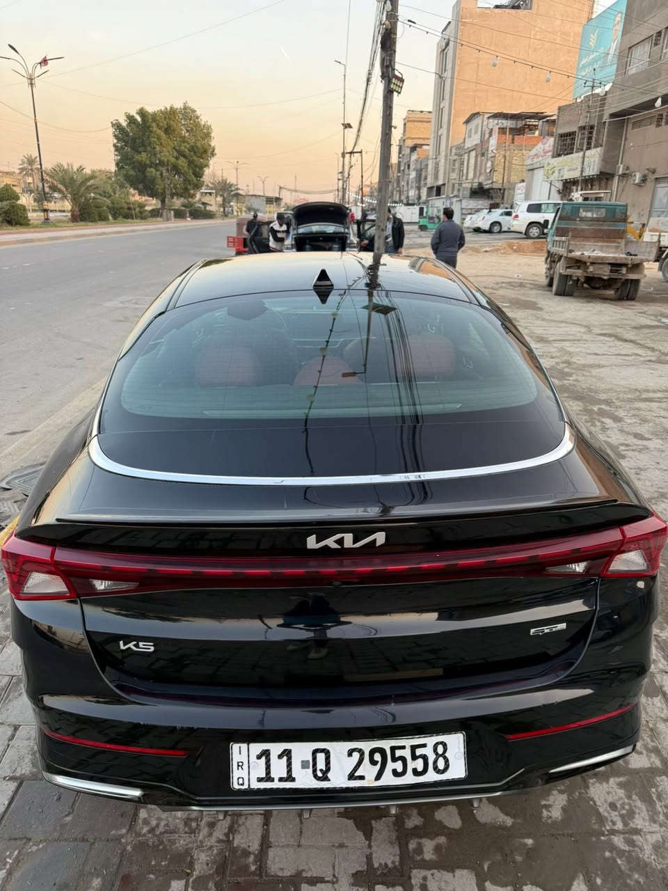 السلام عليكم شباب  K5 وارد امريكي 2024 جي تي لاين فوول موصفات عدى البنوراما محرك 1600 تيربو بيها تلث قطع فقط موضح داخل الصور وبيها خدوش بسيطه سياره خير من الله ترهم مراوس هم العنوان البنوك قرب مرطبات كريم سفيح للاستفسار ***********
