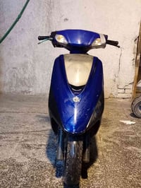 سكنز للبيع السعر ٣٥٠ وبيها مجال شغالة تجي تفحص وتدلل ٠٧٧١٨٦٣٤٢٧٧