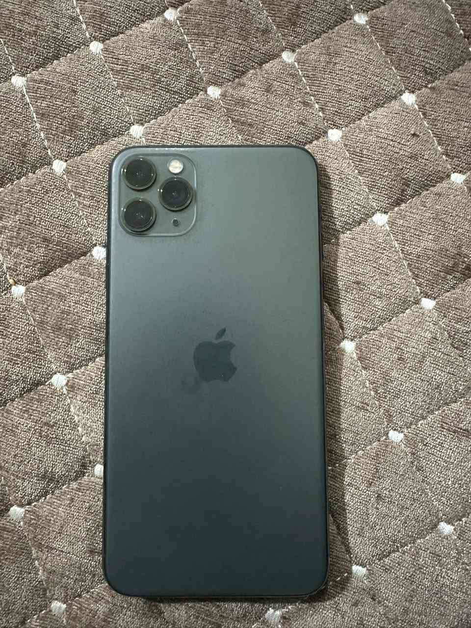 السلام عليكم
11 برو ماكس نظيف مثل متشوفون 
بطارية معلاية 95 
ذاكرة 256 
جهاز كلش حلو ومرتب 
العنوان بغداد الحسينية مقابل مستشفى الشهيد ضاري فياض


**إذا كنت صاحب هذا الإعلان وتريد حذفه لأي سبب، رجاءا أرسل رسالة إلى الدعم الفني**