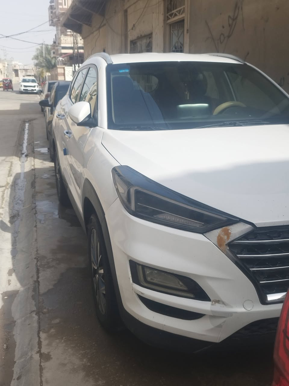 السلام عليكم ورحمة الله وبركاته 
هونداي توسان  2019
 خليجي وكاله الكاصد 
ابيع قطعتين بدون ارباك او بدون معجون
رقمه بغداد 
كير محرك حداديه كفاله
فول مواصفات عد بنرامه  
5 عدسات حساسات امامي
خلفي سياره حلوه بل واقع
احله من الصور  الشراي بي
خير او يدلل 
السعر170 وبيه مجال 
لاتصال ***********
