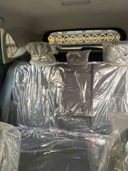 � 
تويوتا راف فور 2022 للبيع

الموديل: 2022
الحالة: حوض كبس وبجم كبس
الرقم: بغداد
السعر: 225

هايبرد 

⭐ 
المواصفات الأساسية للسيارة:

 • دخول ذكي (Smart Entry)
 • تشغيل بصمة (Push Start)
 • إشارات بالمرايا الجانبية
 • تحريك كهربائي للمقاعد (كشنات كهرباء)
 • رادار أمامي
 • رادار جانبي 

• محرك 4 سلندر اقتصادي
 • ناقل حركة أوتوماتيك CVT
 • شاشة وسطية تعمل باللمس
 • كاميرا خلفية
 • مثبّت سرعة
 • نظام تحكم بالثبات
 • تحكم من المقود
 • USB / Bluetooth
 • إضاءة LED
 • مكيف أوتوماتيك
 • جنوط ألمنيوم
 • حساسات رجوع
 • نظام توزيع قوة الفرملة الإلكتروني 
للاتصال : ***********
