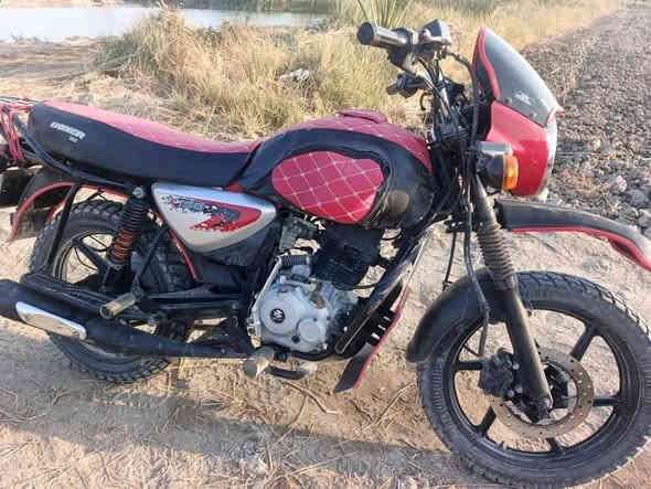 بوكسر رقم وسنويه بسمي موديل 22 مامفتوح لاتبخير ولا تنقيص اخرس مكينه كلش حلوه لسعر مليونين وربع لعنوان هوير شلهه لحجاج ***********
