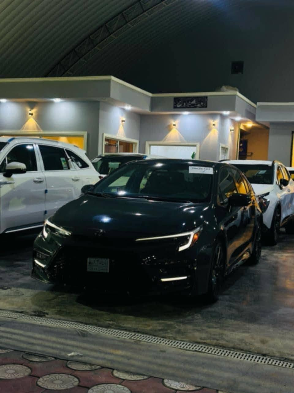 للبيع كورلا 2023 وارد امريكي بدون رقم حادث قطعه وحدة محرك 2000 داخل لونين ابيض واسود سيارة فول مواصفات عدا الفتحه مكان حله بابل السعر 137 رقم الهاتف ***********
