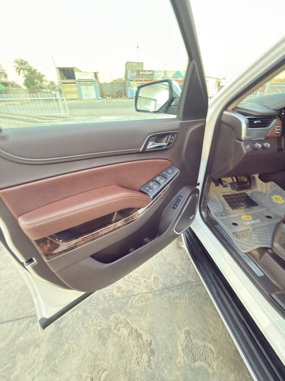 تاهو البيع خليجي LTZموديل 2015 فول موصفات مكان واسط الزبيديه الرقم *********** السعر 340
@إشارة
