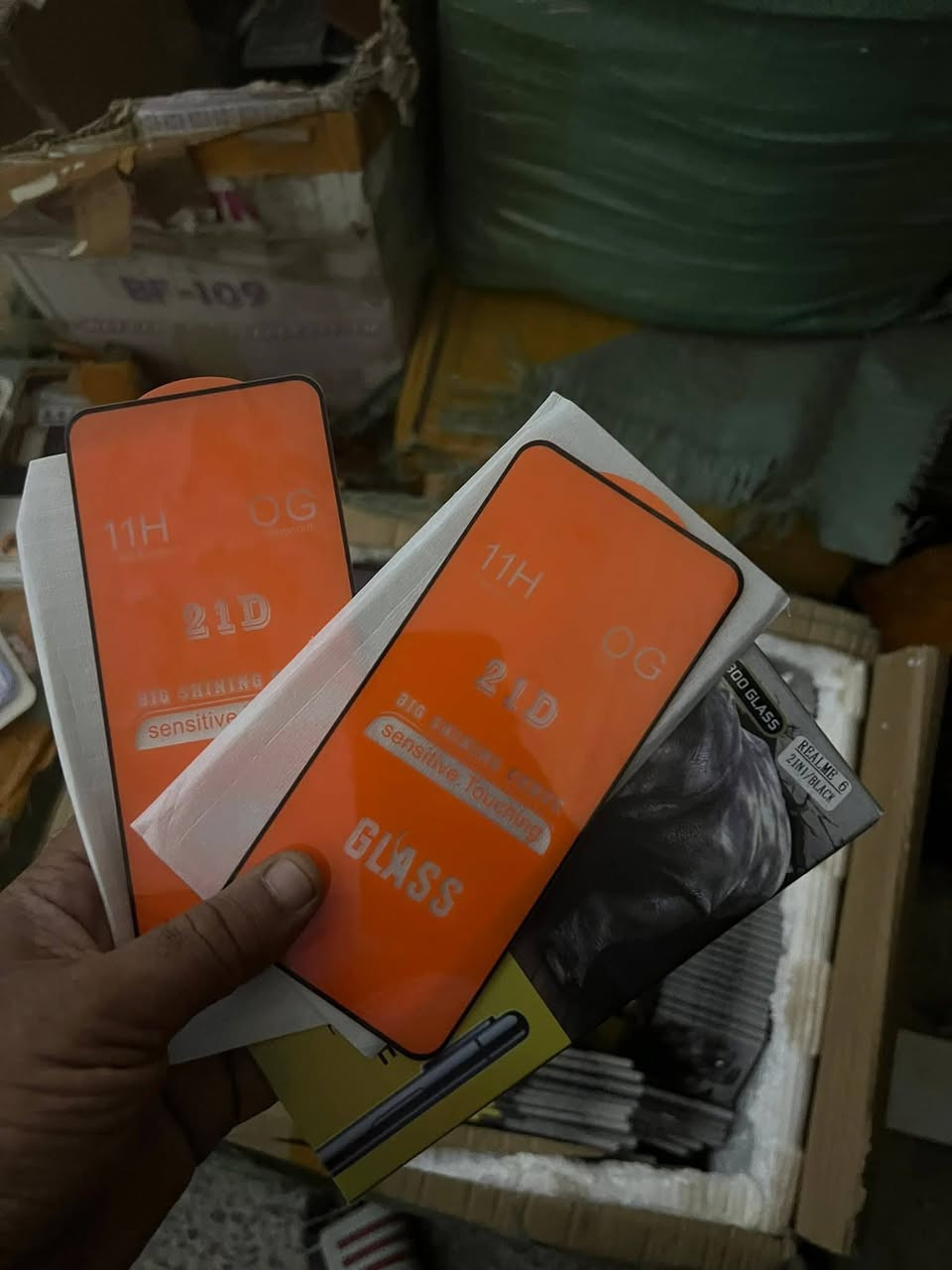 تجار الموبايل وأصحاب المحلات 🔔
وصلت كميات من لواصق الموبايل الزيتي (أصلي)
موديلات حديثة وأكثر من 100 نوع متوفر
البيع جملة فقط
أقل طلب 30 باكيت
الباكيت يحتوي 10 قطع
سعر الباكيت 2500 دينار (القطعة 250 دينار)
سعر مناسب لإعادة البيع وربح مضمون
تجهيز فوري وكميات متوفرة
للاستفسار وطلب الموديلات راسل الصفحة خاص


**إذا كنت صاحب هذا الإعلان وتريد حذفه لأي سبب، رجاءا أرسل رسالة إلى الدعم الفني**