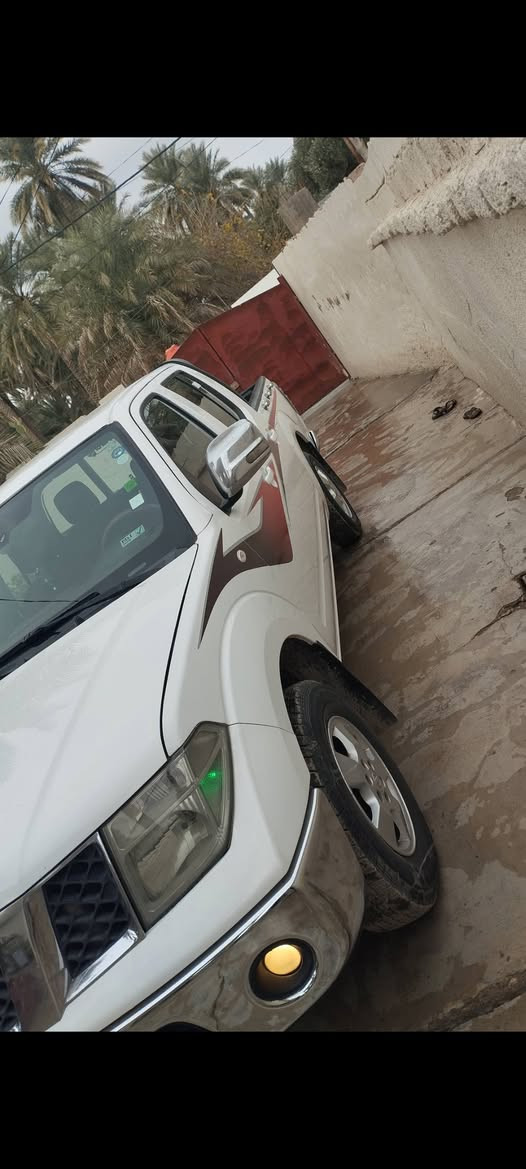 نيفارا موديل 13كامله من كلشي للبيع فقط السعر 110وبيها مجال لليحب يشتري يتواصل عل رقم ***********
