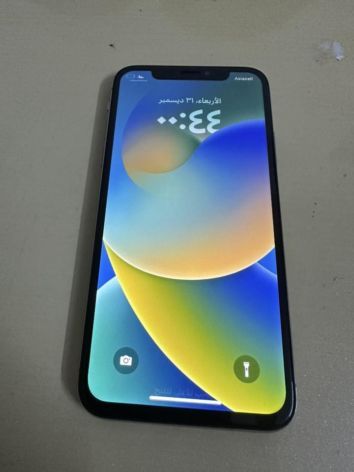 السلام عليكم 
ايفون اكس عادي 
ذاكره 64 بطاريه 100 مبدل اصلي 
جهاز نضيف وكله شغال شرط الفحص 
السعر 175 وبي مجال 

للاستفسار ***********
