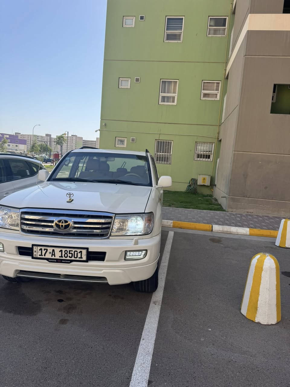 لاندكروز  GXR 2007 رقم مثنى بسمي رقم جديد هزه جديده مكينه 6  سلندر      4500.
4x4
سياره كلش نضيفه كير محرك ممتاز صدر امامي خلفي جديدد قبل شهر شديتة 

داخل صاج           
الايت زنون 
ثلاجه جكمجة
كشنات كهرباء 
فتحه سقف  سلايت 
دبل تانكي 
باقي مواصفات معروفه 
السيارة بيهة قطعة وحدة صبغ 
وجاهزة من كل النواحي مال جني 

العنوان بغداد بسمايه

رقم الهاتف ***********

السعر 165وبيها مجال
