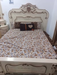غرفه مستخدمة وضرر بيها بس مرايه مال ميز زين القوس 07822748657