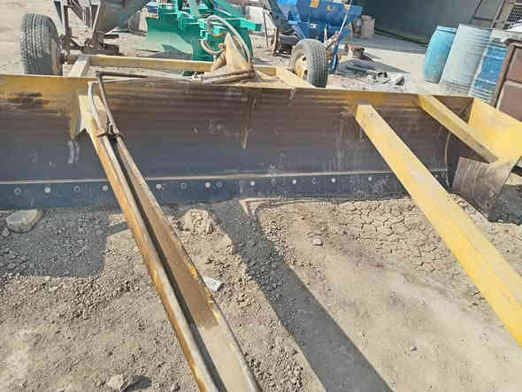 السلام عليكم معدلان اندبليت العرض ٣.٥ متر سجينه كريدر جاهز للعمل اي نقص مابي المكان واسط نعمانيه ***********
