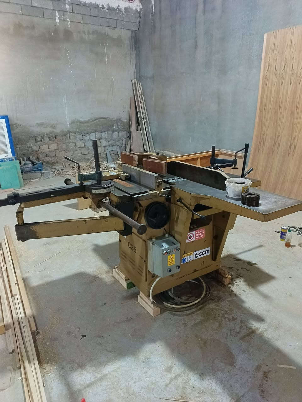 مكينة C35 ايطالي للبيع
للأستفسار عل خاص او واتساب ***********
