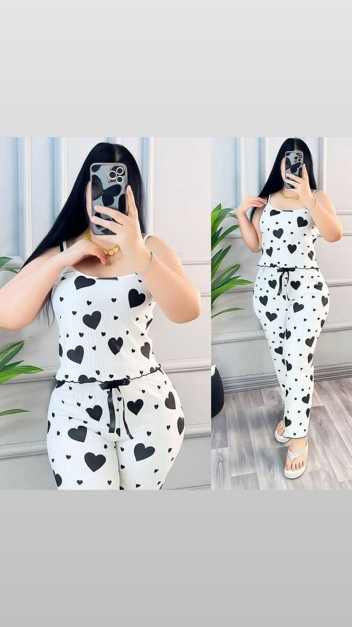 السلام عليكم 
يتوفر عدنه ملابس نسائية ب اسعار مناسبة
يتوفر توصيل 
للاستفسار عن التفاصيل والاسعار 
تفضلو خاص


**إذا كنت صاحب هذا الإعلان وتريد حذفه لأي سبب، رجاءا أرسل رسالة إلى الدعم الفني**