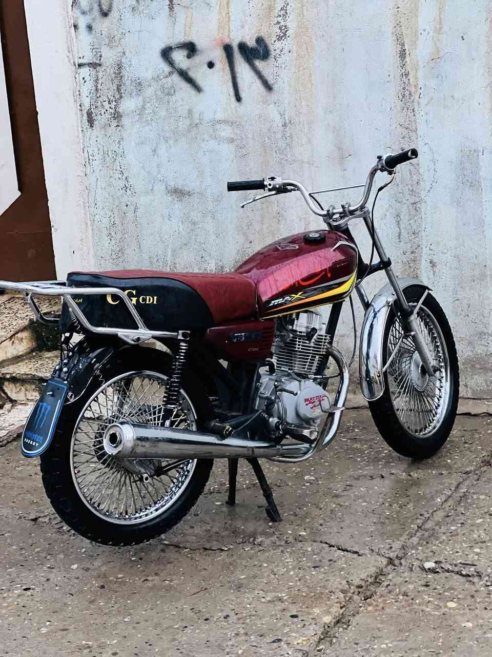 ماطور بارت للبيع ماطور انطيك هوا شرط ما تصرف علي ربع تواير جدد ويلاه جدد السعر 300 وبي مجال للطيبين


**إذا كنت صاحب هذا الإعلان وتريد حذفه لأي سبب، رجاءا أرسل رسالة إلى الدعم الفني**