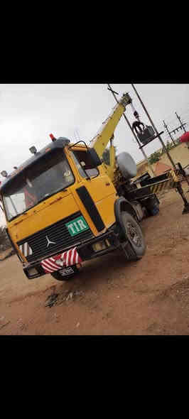 سلام عليكم كرين ماز تادونه 16 طن روسي  موديل 2001 رقم انبار سعر 170 وبي مجال مراوس بكرين صطحه الاستفسار ***********
