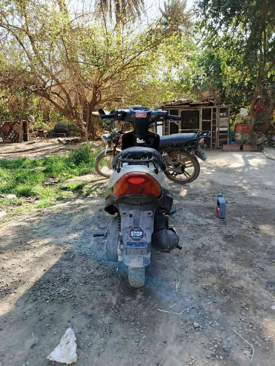 سلام عليكم مرخصت الادمن دراجه نوع بيجي  للبيع الدراجه حلوه ونضيفه وشغاله ومحركه نضيف كلش الدراجه نعومه خير من الله الدراجه ناقصه فقط شوته ووجوزه فقطط حلوه وعملية وتوديك وجيبك (السعر 170 وبيه مجال لحك الجيه) عنوان الكاضميه منطقت الطي للستفسار:***********
