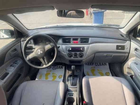 لانسر خليجي وارد يابان موديل ٢٠٠٩ السيارة جديدة بدون صبغ بدون ضربة فقط مكانين بارد بسيط رقم شمالي باسمي جديد السيارة جاهزة السعر ٨٣ للاتصال *********** الصليخ
