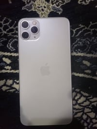 للبيع ايفون 11برو ماكس للستفسار واتساب أو اتصال 07886522882