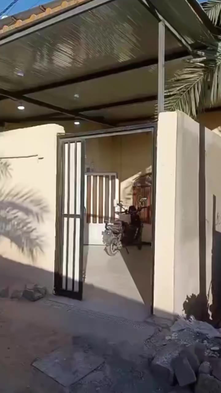 دار للبيع ابي الخصيب// العصفوريه /طابو صرف ملك يتحول بأسم المشتري/بناء نضيف جدا منطقه هدوء // 3 غرف نوم صاله حمامات مطبخ ديوانيه كراج سياره// السعر 65 قابل للتفاوض//  للاستفسار الاتصال او وتساب ***********
