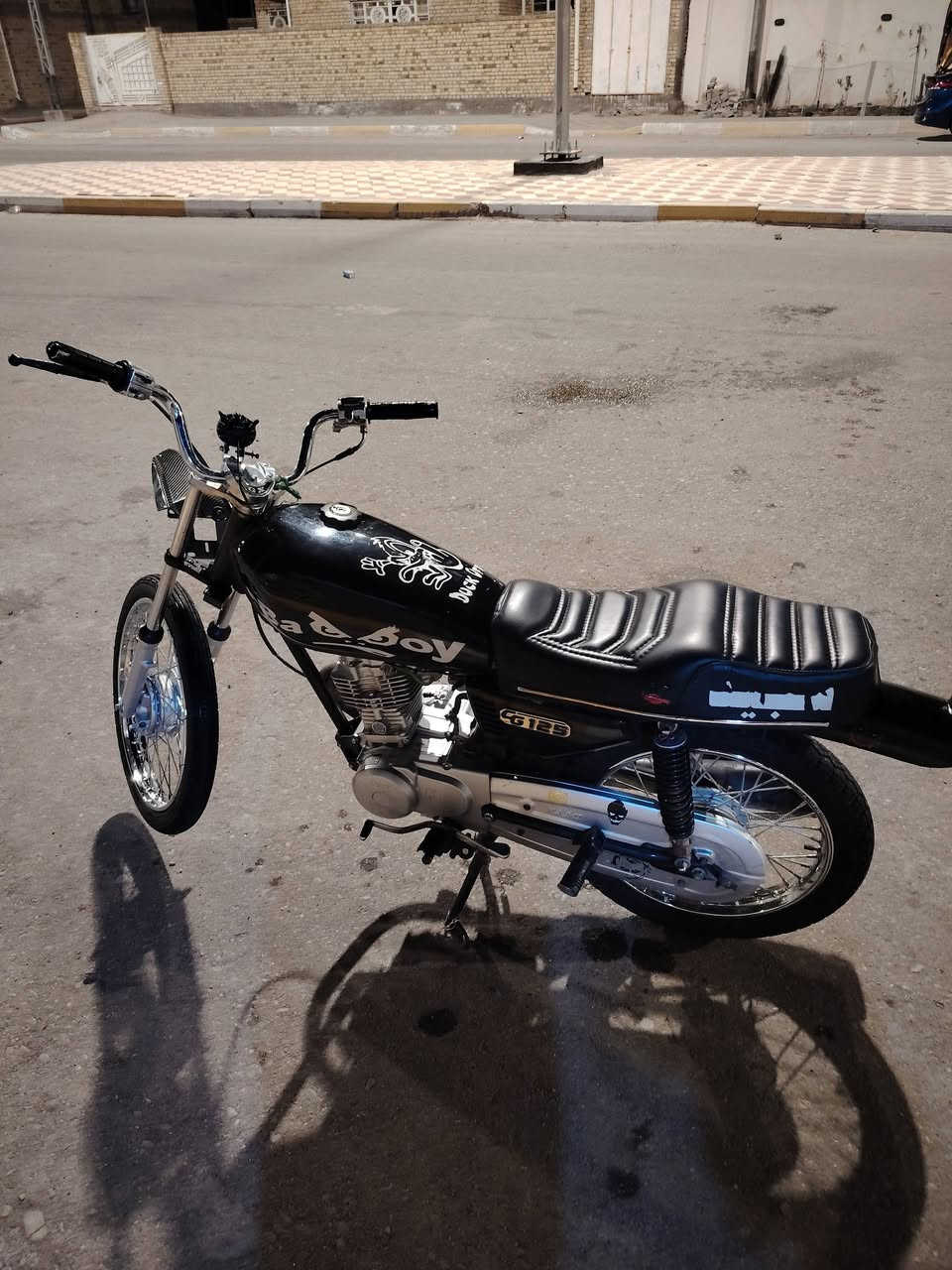 دراجه نامه شلامجه الاصليه للبيع
السعر 650 وبيهه مجال
هاذه رقمي ***********
