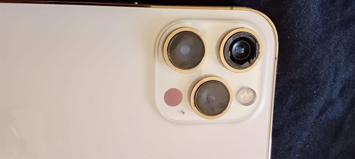 السلام عليكم أيفون ١٢ برو ماكس ذاكره ٢٥٦
تليفون نضيف استخدام قليل بسعر ٣٥٠قفل 
لضرر مالته بس الكامره مالته مكسوره وغواش بالكامره يصير تتبدل عادي


**إذا كنت صاحب هذا الإعلان وتريد حذفه لأي سبب، رجاءا أرسل رسالة إلى الدعم الفني**