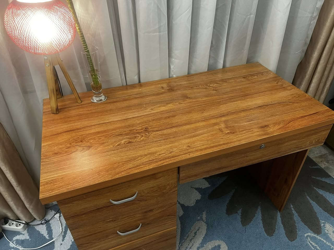 مكتب دراسة للبيع تركي اخذتة من هوم سنتر قبل سنتين ب٣٠٠ اريدة ب٨٠ جديد وغير متضرر ابد


**إذا كنت صاحب هذا الإعلان وتريد حذفه لأي سبب، رجاءا أرسل رسالة إلى الدعم الفني**