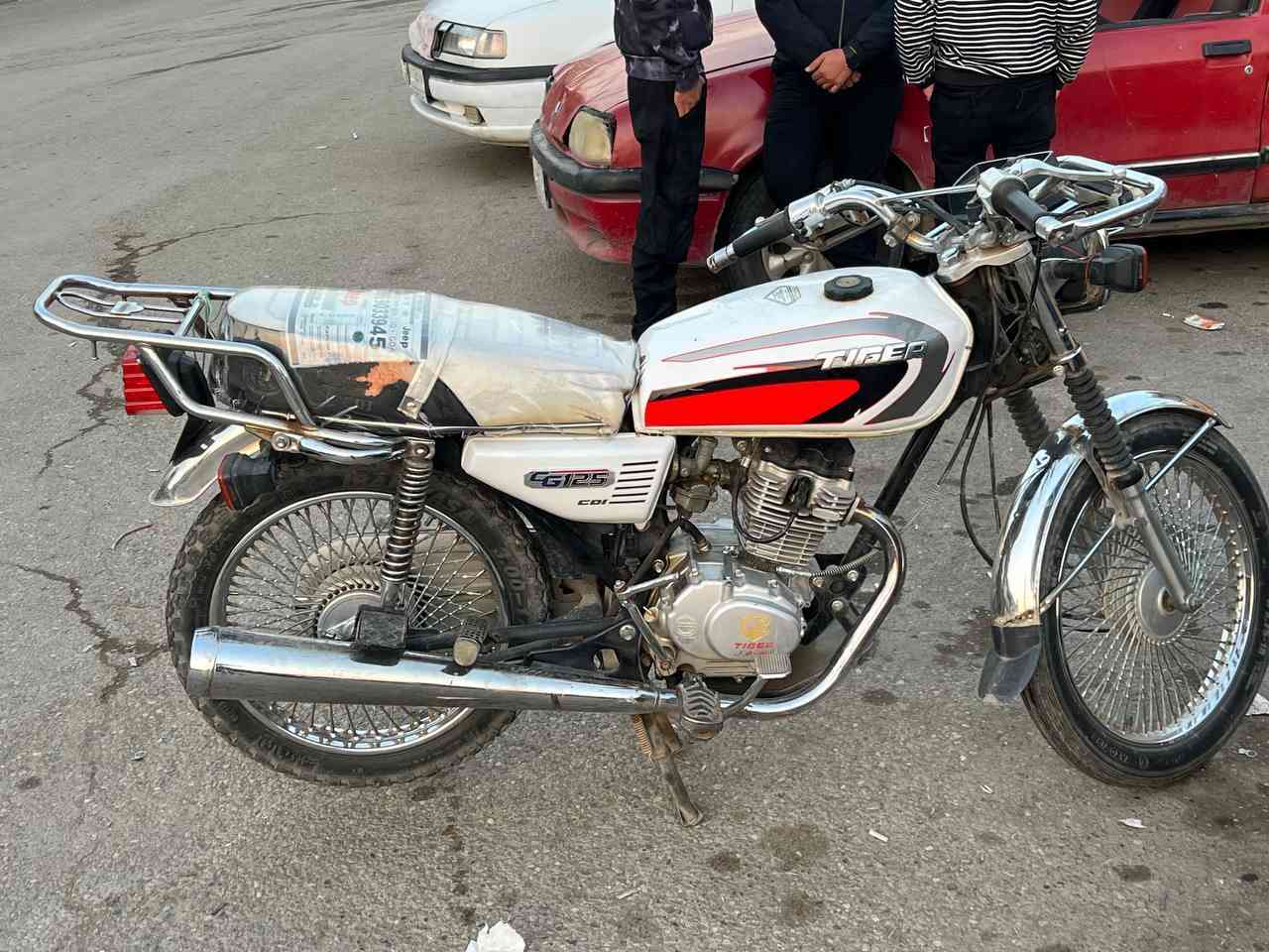 موطور 2020ابو الدرع وزن ثقيل مامفتوح منفيس موجود كهربائيات شغاله نضاقه فول السعر ٥٢٥وبي مجال الشراي يجي خاص او اتصال إلى الرقم ***********
