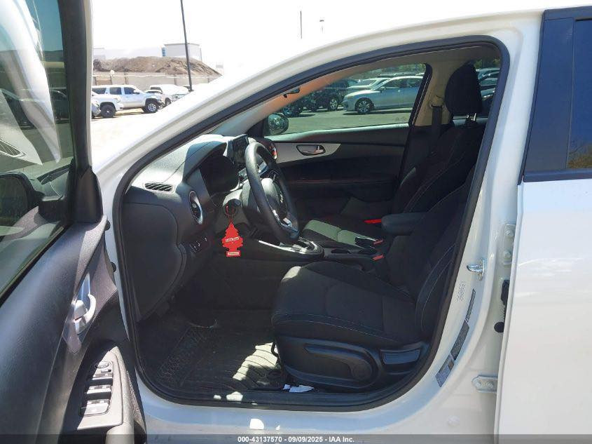 *كيـــــا فورتـــي موديــ2024ـل*
*السعر126$مصلح)واصل للميناء*
ترهم حره وترهم شهداء 
***********
