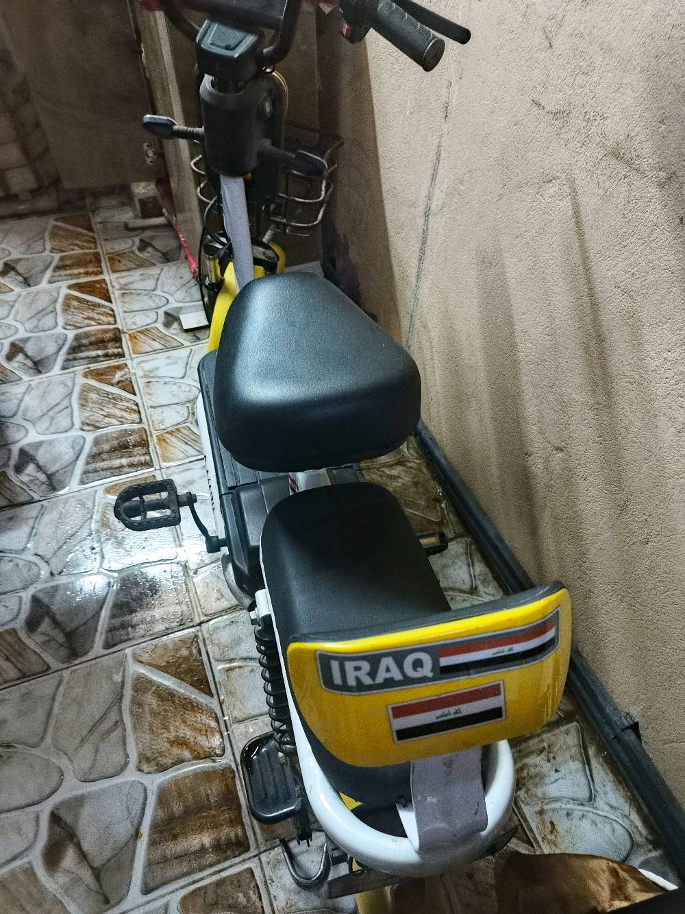 سعره100,000بي مجال قليل الباتري واكف بس مكاني موصل ايسر 
رقمي :***********