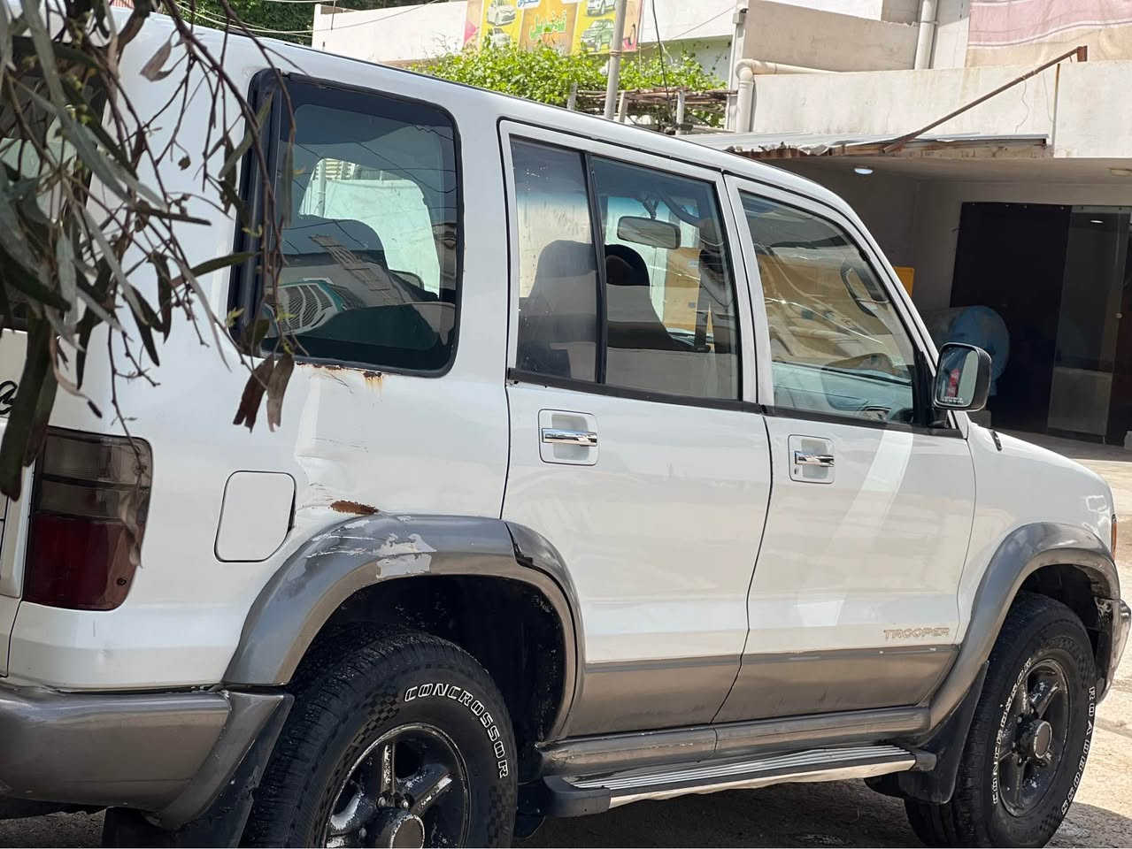ئازوزوتوربةر موديل ٢٠٠٠ بي بوياخ كيرمةكينة بيلادى دةحامى بو دةحامى بةشةرت رةقةم هةوليرة سةنةوى بةسةر جوة  ٦ بستونة دةبل كير مةكينة و هةموو كيانى بةشةرت كير توماتيكة يةك دينار مةسرةفي نية تكاية مشترى نيت تل مكة هةمووم نوسيةوة رسمكة ديارة يةك قوباوى هةية جاك نةكراوة باقى بةشةرت رانية, السليمانية


**إذا كنت صاحب هذا الإعلان وتريد حذفه لأي سبب، رجاءا أرسل رسالة إلى الدعم الفني**