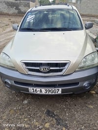 سياره لبيع كيه سورينتو موديل 2006 سعر82وبيها مجال بسيط 07732078031