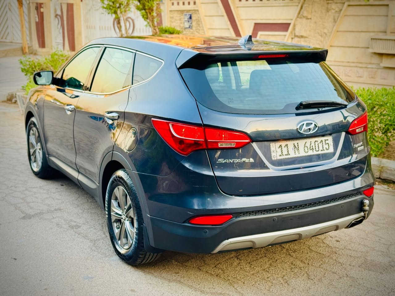 السلام عليكم سنتافيا للبيع موديل 2016 محركGDI 2.0 بيها منضومه غاز ماشيه 108الف بيها تخم تايرات امامي صارلهن سبوع محرك وكير مكفولات وبيها سونار رقم بغداد باسمي ب145 وبيها مجال للاستفسار على الرقم ***********
