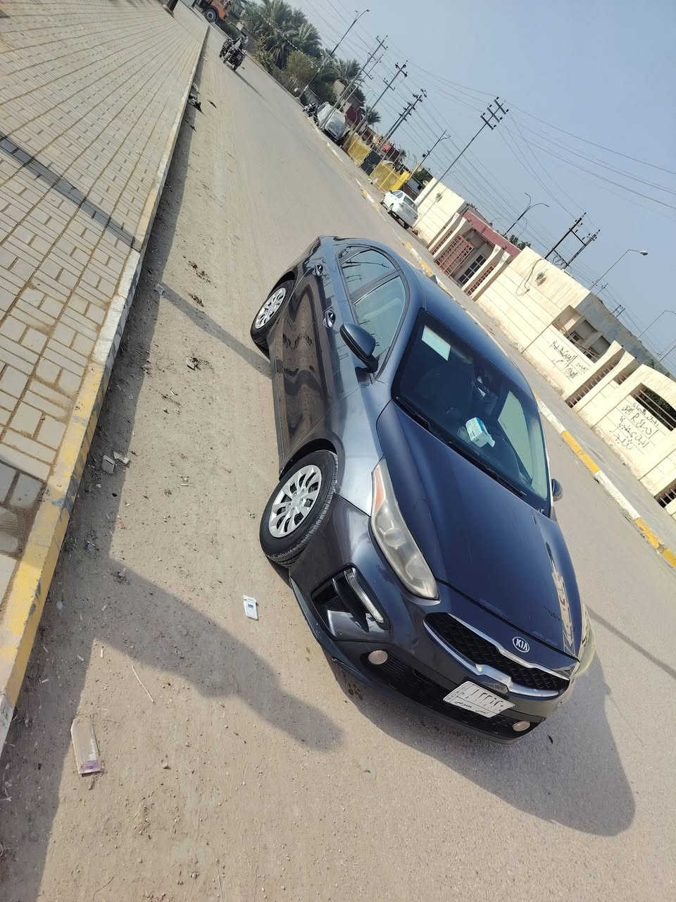 سلام عليكم
فورتي 2020
رقم مثنئ معوقين 
حادثها جاملغ وبنيد بدون عابر 
نص فول 
ماشيه 88الف
مكينه وكير وحداديه خير من الله 
مكان سياره سماوه رميثه 
سعر 125وبيه مجال 
***********
***********
