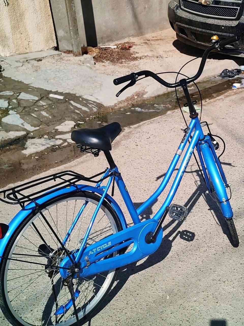 للبيع بيسكل بناتي حجم 26
نظيف كلش
السعر 120 وبي مجال حك الجيه
مكاني بغداد


**إذا كنت صاحب هذا الإعلان وتريد حذفه لأي سبب، رجاءا أرسل رسالة إلى الدعم الفني**