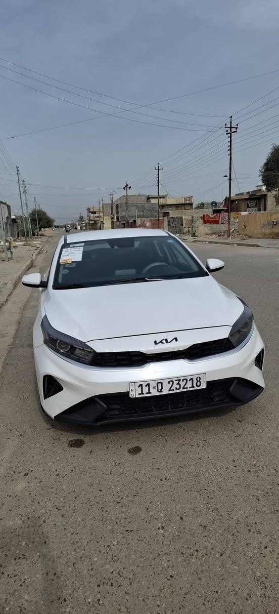 سلام عليكم كيا فورتي موديل 2023 موصفات حساسات تايرات لادار السياره بيها جاملغ فقط بدون دواخل وبدون ايرباك ماشيه 100 مشي حقيقي السعر 155 وبيها مجال المكان السياره بغداد الدوره الاستفسار على هذا الرقم ***********
