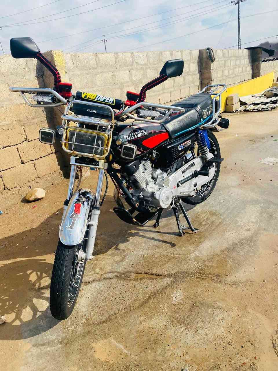 السلام عليكم ورحمه الله وبركاته 
موطور نامي برو موديل 2024 محرك 200 نضيف شرط ما مفتوح كلشي بي شغال  منفيس موجود ***********  

#السعر_600_الف
