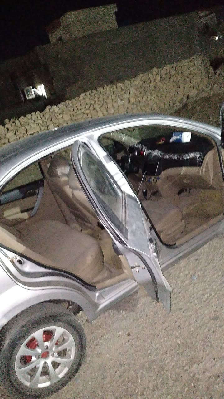 افيو موديل 2007 محرك كبير كير اوتو جام كهربا خليجي بيها قطعة صبغ جاملغ أمامي سكن بدون داخل رقم سنويا جديد سعر ٦٧ بيها مجال مكان سيارة اربيل .


**إذا كنت صاحب هذا الإعلان وتريد حذفه لأي سبب، رجاءا أرسل رسالة إلى الدعم الفني**