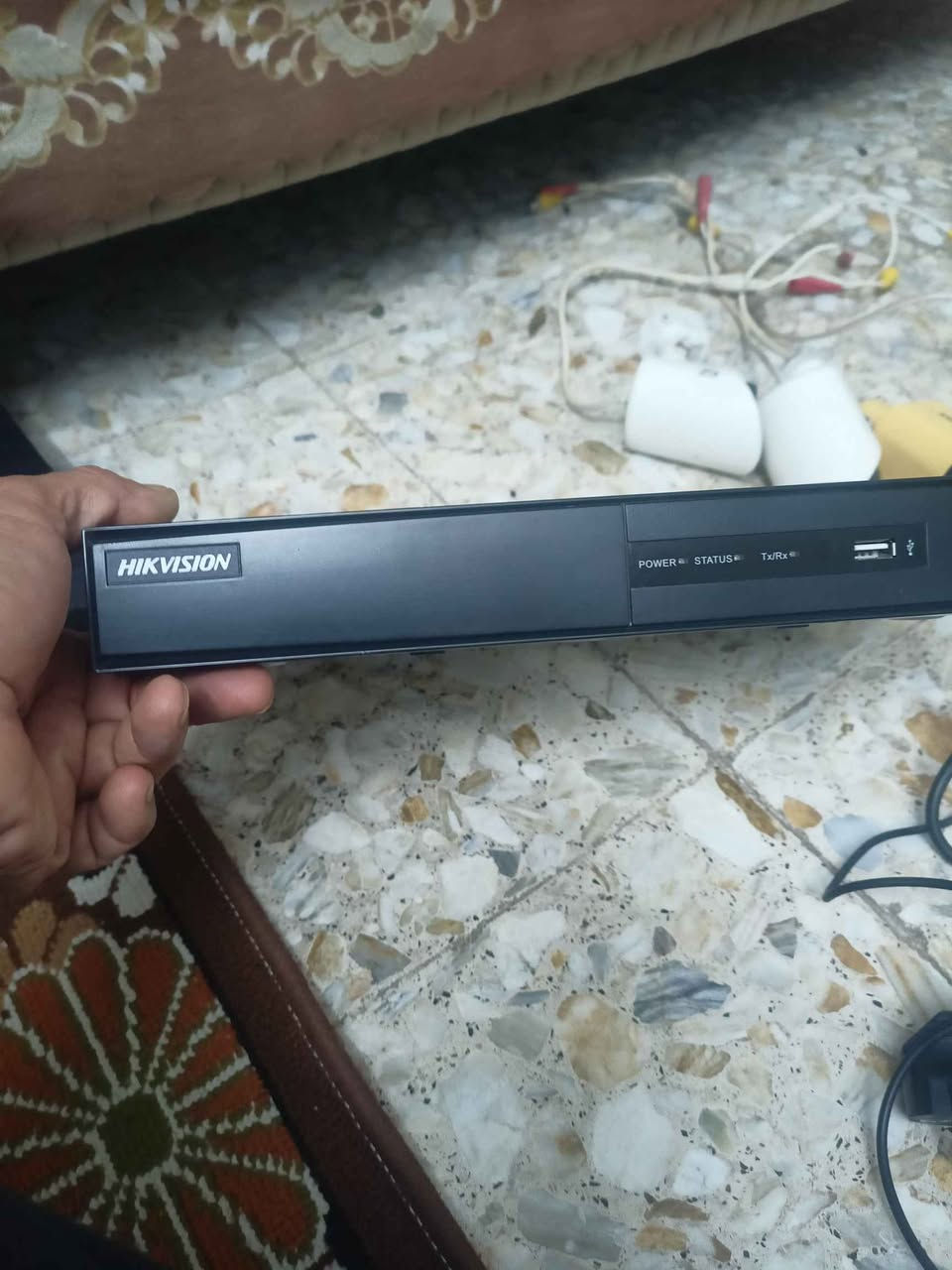 جهاز نوع هيكفجن اصلي 4 جنل وياه هارد 500 كيكا مع اربع كامرات دقة 2 ميكا مع شاحنة الاصلية مال الجهاز مع شاحنة مال كامرات مع شجرة مع ماوس مع جهاز دي في ار نوع سامسونك بغداد, العراق


**إذا كنت صاحب هذا الإعلان وتريد حذفه لأي سبب، رجاءا أرسل رسالة إلى الدعم الفني**