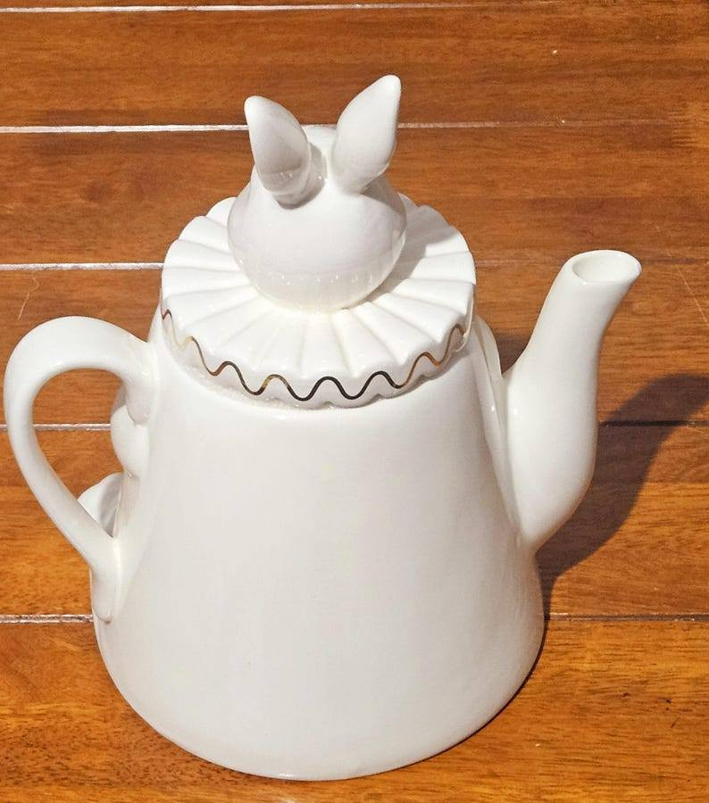 متوفر قوري أرنب ألس في أرض العجائب حجم كبير ونظافة 100%


**إذا كنت صاحب هذا الإعلان وتريد حذفه لأي سبب، رجاءا أرسل رسالة إلى الدعم الفني**