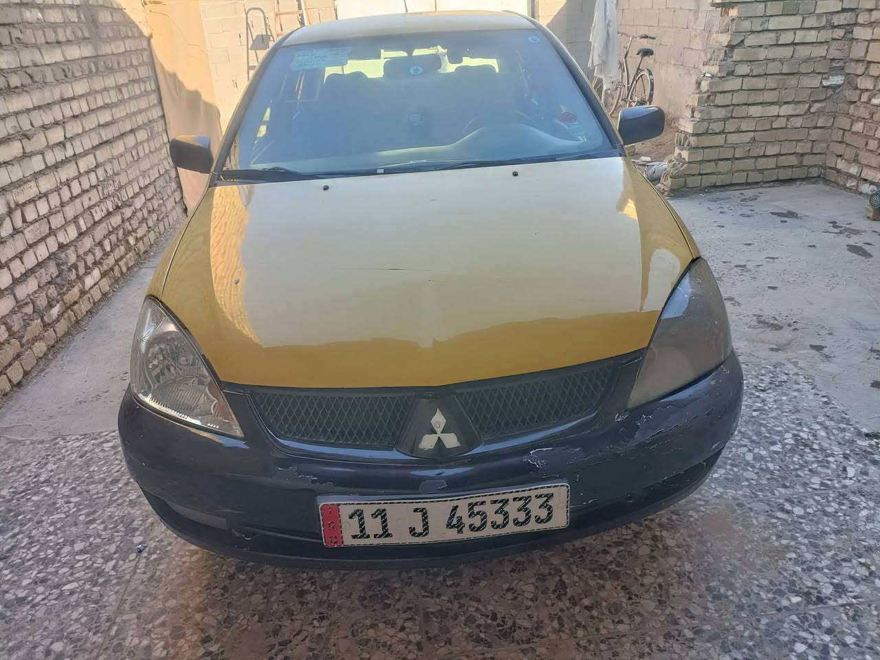 السلام عليكم للبيع
لانسر الشركة العامة 2010 محرك 2000 كير اوتو مصبوغة عام بيها ضربة بالچوملغ الامامي الايسر وضربة من الخلف بالاصفاح رقم دولي هزة شهر التاسع بأسمي مبدل بنيد السيارة جاهزة للعمل رايدها ترتيبات چوملغ ودعامية امامية مكفولة من الكص العنوان بغداد مدينة الصدر السعر 58  اتصال فقط ***********
