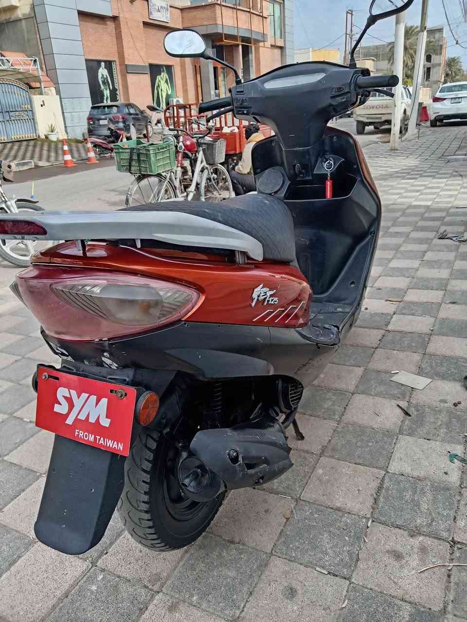 السلام عليكم ماطور سايم ابو عيون للبيع
دراجه نضيفه خير من الله
السعر 450 او بي مجال للشراي
مكان الرمادي
الاستفسار ***********
