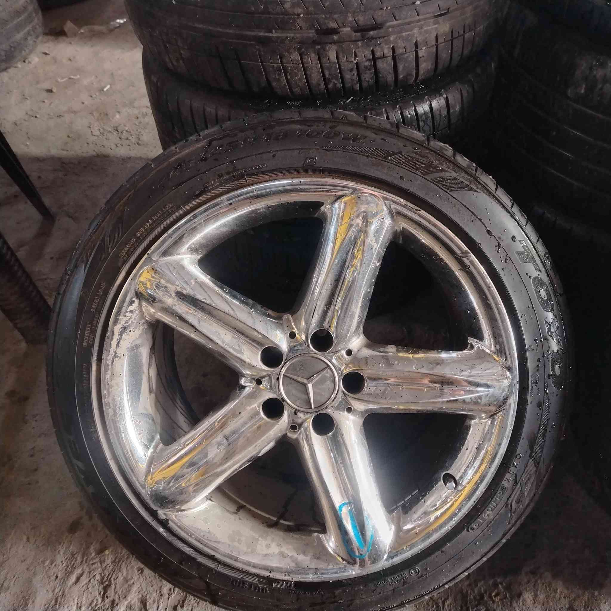 اتصل وتدلل *********** كلشي موجود عنوان شيخ عمر
