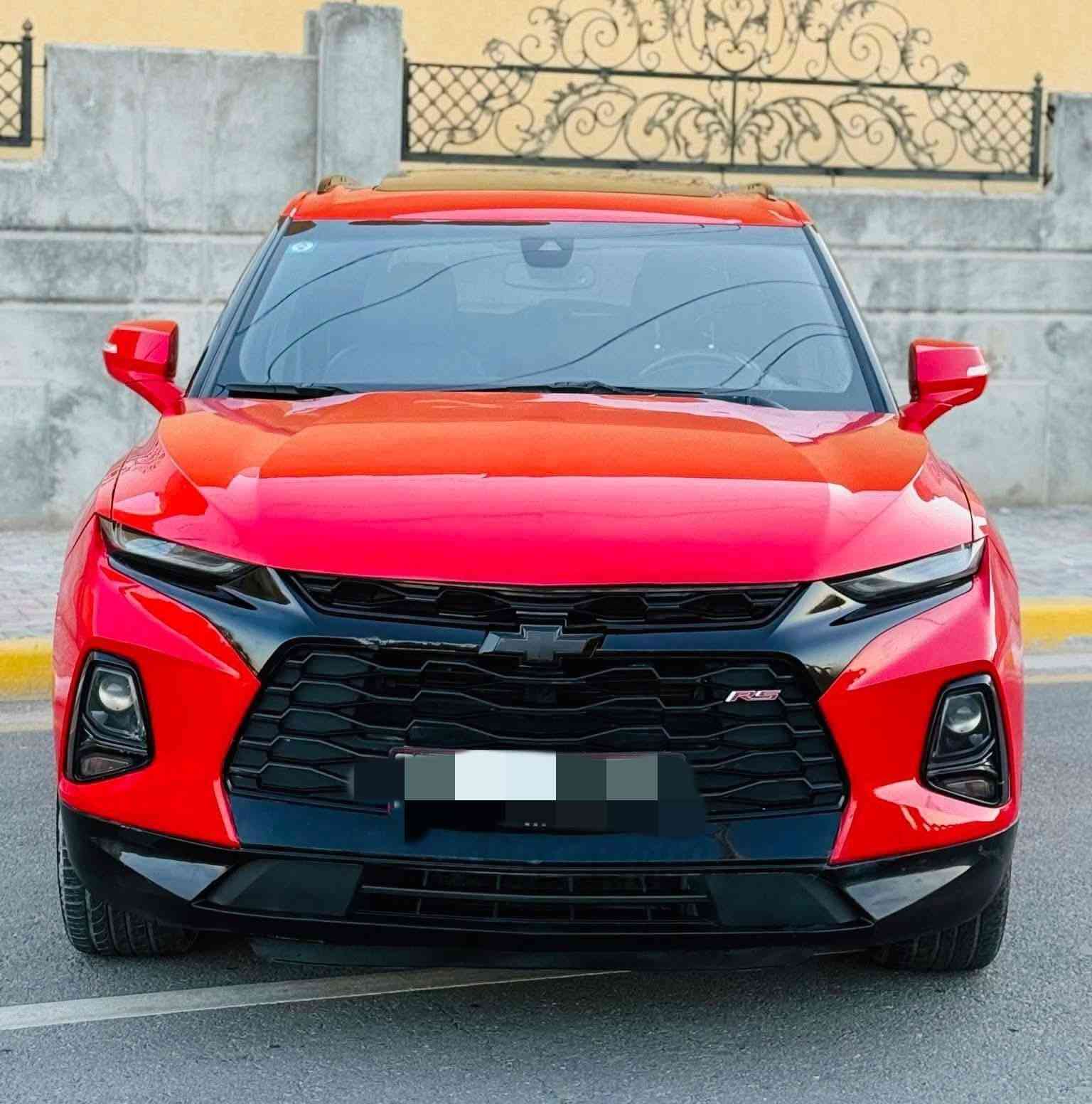 بلايزر : 2022   فئة RS  الفول ( بانوراما للكشن الخلفي تحديد مسار و اوتوستوب و داتا شو  و كشنات كهربائيه وتدفئه تبريد حتى الخلفي  .. الخ)

محرك : 3600  حجم 6 سلندر ( الكبير )

ويل : 21 بلاك توب ( أعلى حجم )

اللوحات : اربيل و باسم شركه ( وكاله او مداور )

الحادث : الجاملغ الامامي الأيمن الدعاميه ( البجم كله سليم )

المكان : كربلاء المقدسة 

السعر : 215  ( وبيها مجال )

الهاتف :  *********** ( اتصال او تواصل واتس اب )

( بيع او مراوس بسياره أقل سعر منها )
