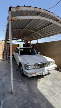 من رخصه الادمن❤️ سلام عليكم كراون سوبر سيدان موديل (87) سياره محرك3000...