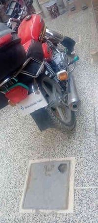 سلام علكم للبيع تايكر مديل 2019مكان  بغداد عويريج سعر 425قفل بدون عمله...