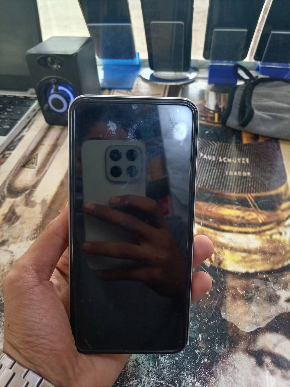 از Samsung a24
مبدل شاشه اصليه وكاله الجهاز جداً نظيف
ذاكره 128 
بطاريه 5000
السعر 115 وبي مجال بسيط للشراي

عنوانه نجف حي ميسان 
ويوجد توصيل ايضا 

***********
او
***********
