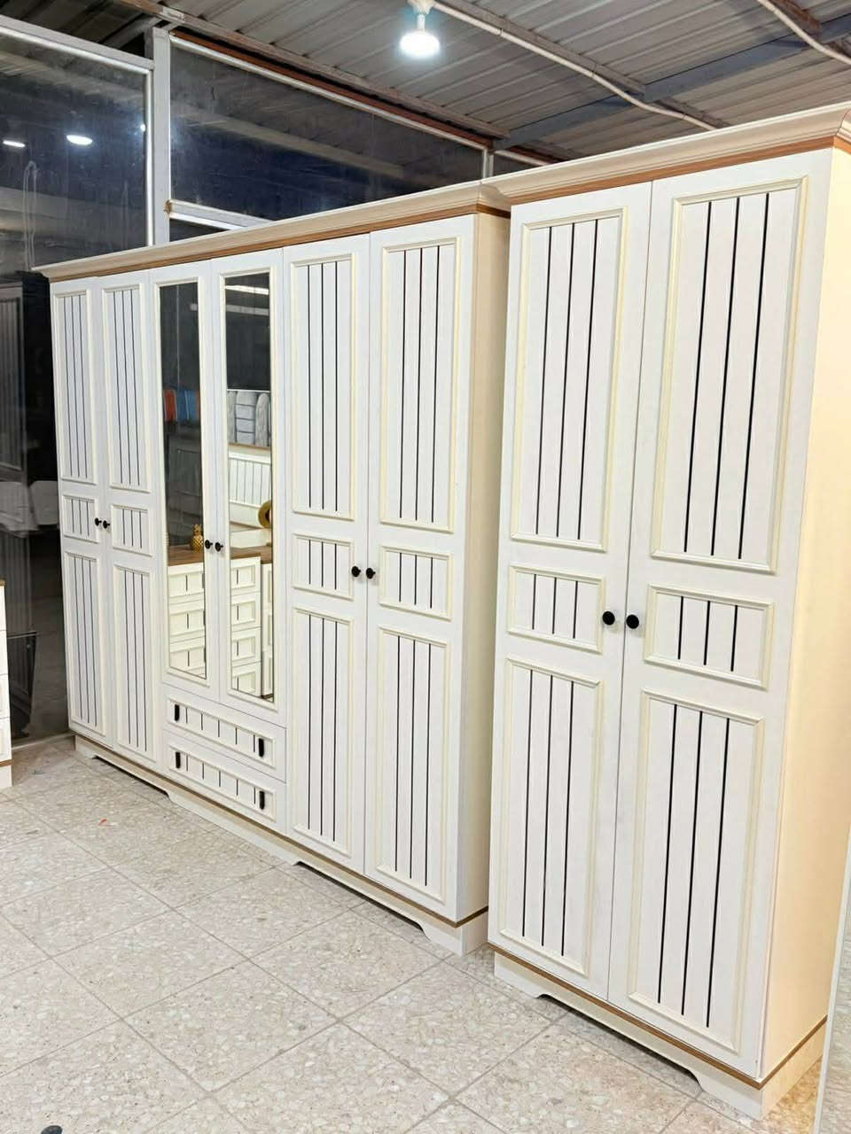 ✨ غرفة تركي 🇹🇷 تركي حديث اصلي 9قطع
نظام ابواب 
سرير مخزن عملي 
 قماش وتر بروف أصلي
✨ نظافة 95 /💯
السعر  / مليون و150 
 شد ونقل مجاني داخل بغداد
توصيل للمحافظات بأسعار رمزية


**إذا كنت صاحب هذا الإعلان وتريد حذفه لأي سبب، رجاءا أرسل رسالة إلى الدعم الفني**