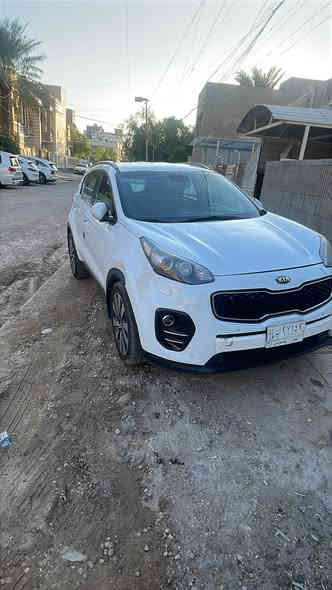 سبورتج موديل 2017 وارد خليجي 
ماشيه 95 الف رقم بغداد ب اسمي 
داخل حمصي 
حساس امامي خلفي 
مكينه 2000 
السياره بيهه 3 قطع صبغ وشبرين ب القماره 
السعر 140 $
***********
