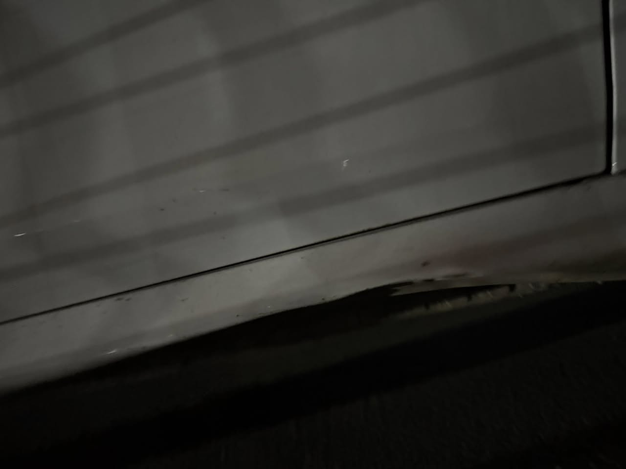 2025‏Mg GT
بۆفرۆشتن
سەیارەکە زۆر تازەو لۆکە تەنها ٤٠٠٠کم رۆشتووە
گاعی و سەر دۆسیەی بۆ دانراوە وە کامل جوانکاری بۆ کراوە
یەکسەر لە motselسێرڤسی بۆکراوە رۆن گۆراوە
باڵ سەر سنوق  و سەر جام ئاوێنە باتمان بۆ دانراوە 
تەنها ژیر دۆسیەکەی ١بست قوپاوە هەر دیار نیە
نرخ:١١٨$ قفڵی بێ معاملە
***********
