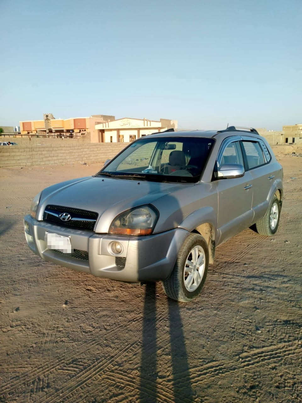 السلام عليكم يوجد سيارة نوع توسان موديل ٢٠٠٩ وارد كوري بدون صبغ و ضرر بيها أثر حالوب فقط من جيها
محرك ٤ سلندر اقتصادي حجموا ٢٠ نوع دوش
كير عادي و اتوماتيك ٦ سرعات تواير انضاف و صدر نضيف كهربائيتها شغالات كامل السيارة فور ويل دفع رباعي 
اريد بيها مراوس (سنتافي /سورنتوا /موهافي) حتاذا مصبوغه عام عادي عنواني الشرقاط
*********** إتصال 
*********** واتساب 
السيارة رقم صلاح الدين ألماني شرط التحويل
سنوية عظم ما نافذة بعدها
