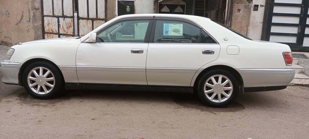 السلام عليكم سياره جنون للبيع سياره موجوده بالبصره السعر 45 وبيها مجال رقم التليفون ***********
